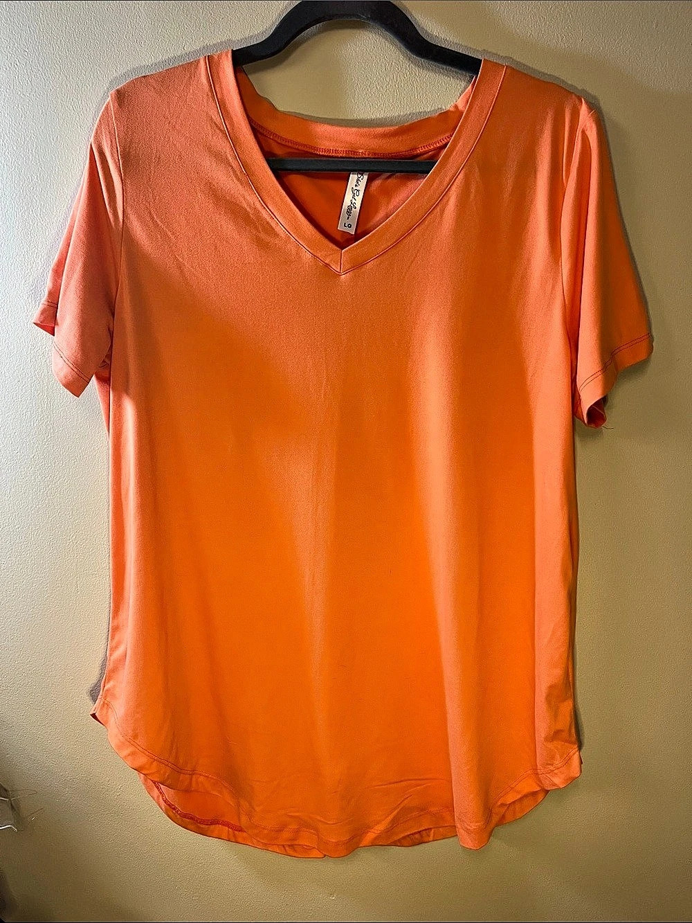 She's Got Legs Short Sleeve V-Neck Comfort Tee